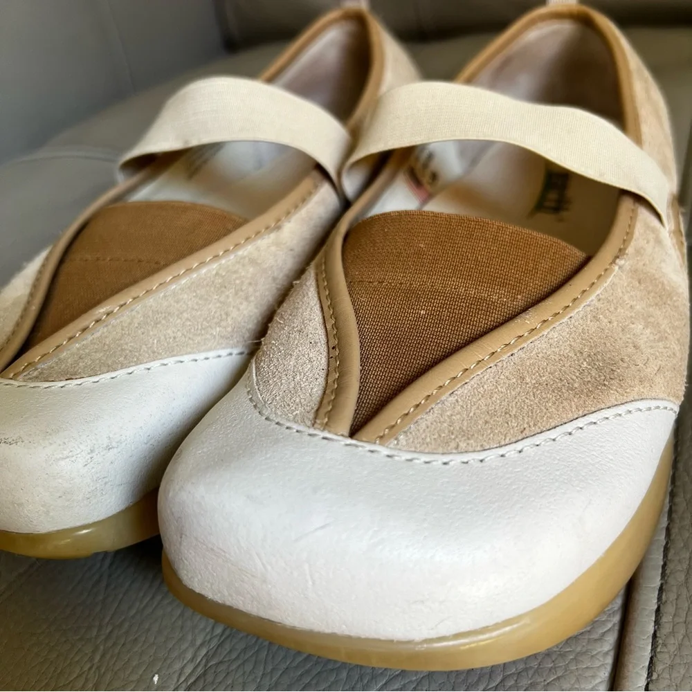 Kalso Earth Women's Tan and White Casual Shoes - Picture 8 of 16